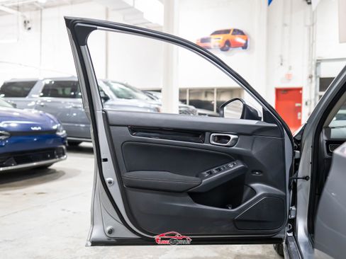 Used 2023 Honda Civic EX image 41