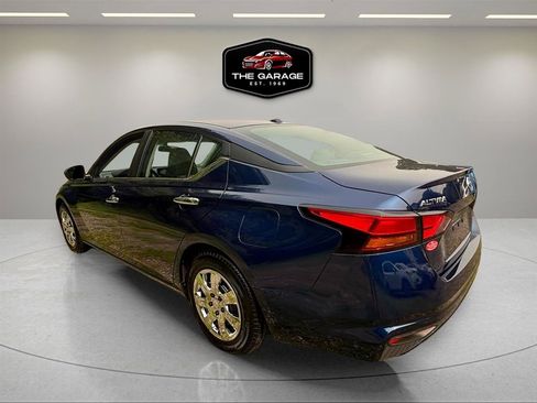 Used 2019 Nissan Altima 2.5 S FWD image 3
