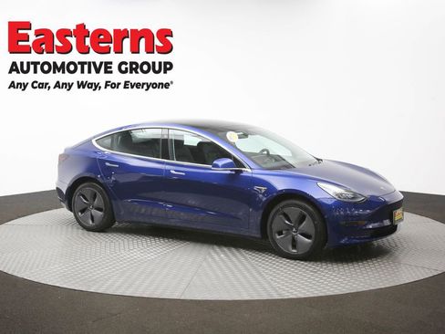 Used 2019 Tesla Model 3 Standard Range image 42