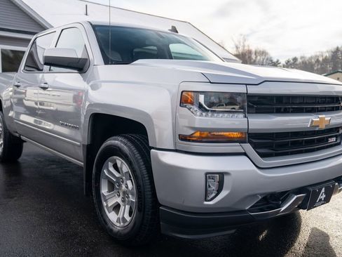 Used 2018 Chevrolet Silverado 1500 LT w/ All Star Edition image 9