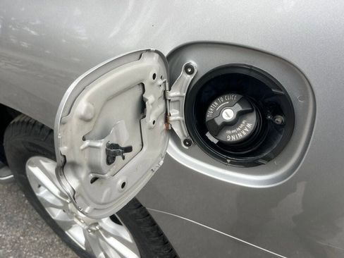 Used 2008 Toyota Sequoia Platinum image 33