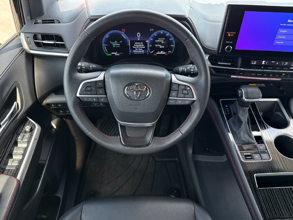 Certified 2025 Toyota Sienna XSE FWD image 14
