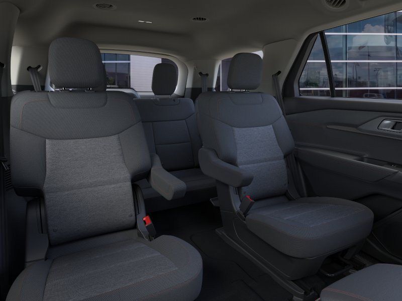 New 2026 Ford Explorer Active RWD image 13