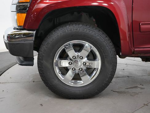 Used 2011 Chevrolet Colorado LT AWD/4WD image 25