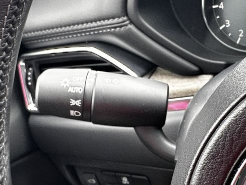 Certified 2025 MAZDA CX-5 Signature image 26