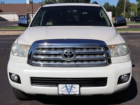 Used 2014 Toyota Sequoia Platinum RWD image 12