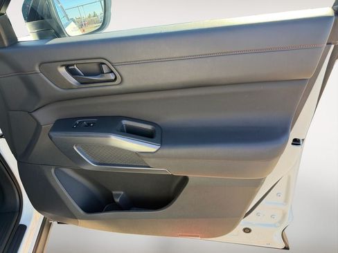 Used 2024 Nissan Pathfinder Rock Creek AWD/4WD image 25