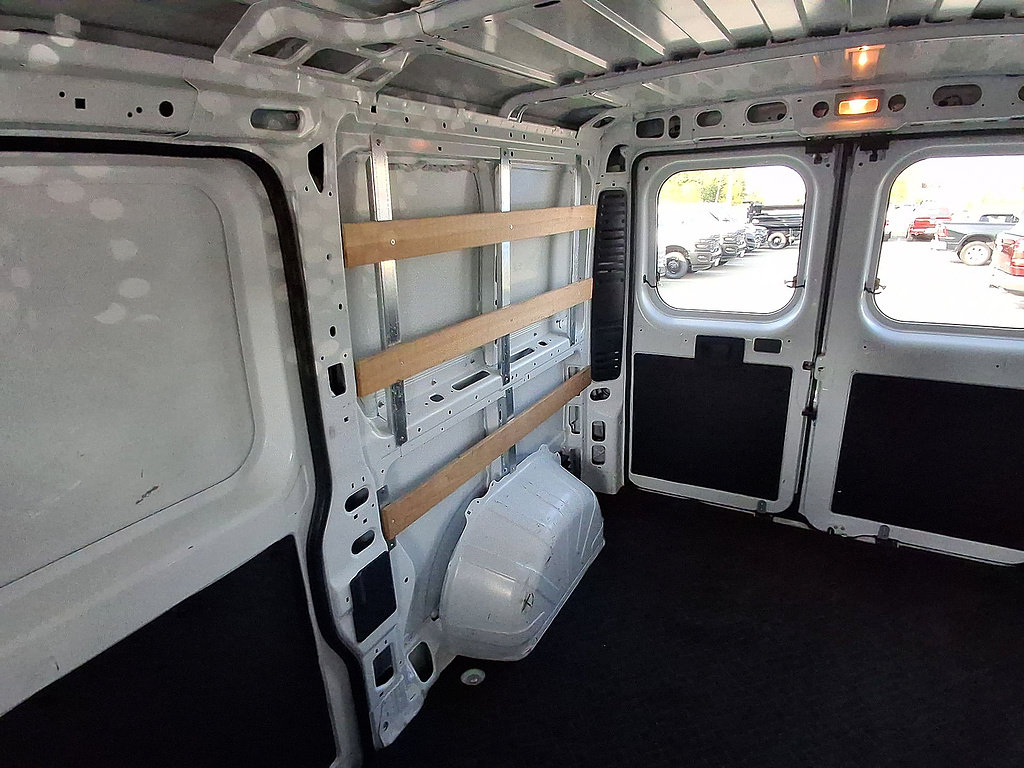 Used 2025 RAM ProMaster 2500 w/ U-Haul Equipment Group FWD image 12