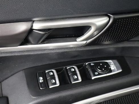 Certified 2024 Kia Telluride LX FWD image 22