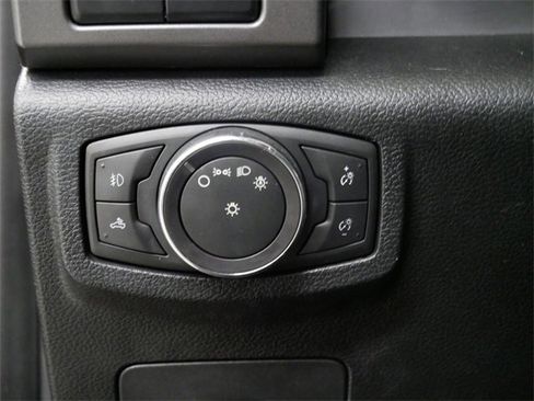 Used 2016 Ford F150 XLT w/ Equipment Group 302A Luxury image 16