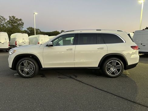 New 2026 Mercedes-Benz GLS 450 4MATIC image 4