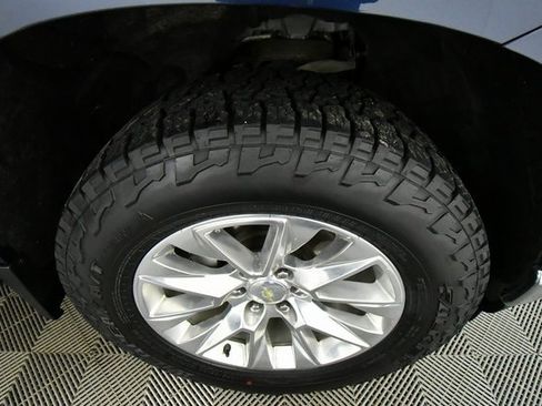 Used 2020 Chevrolet Silverado 1500 LTZ w/ LTZ Plus Package image 17