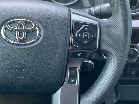 Used 2023 Toyota Tacoma SR5 w/ Technology Package AWD/4WD image 15