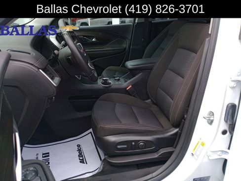 Certified 2023 GMC Terrain SLE w/ Driver Convenience Package AWD/4WD image 20