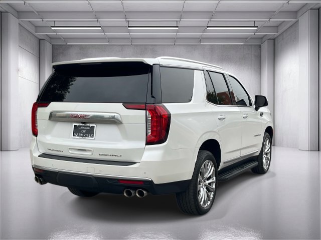 Used 2024 GMC Yukon Denali AWD/4WD image 3