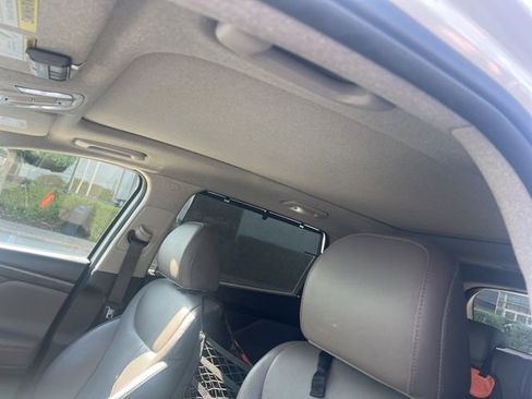 Used 2020 Hyundai Santa Fe Limited image 7