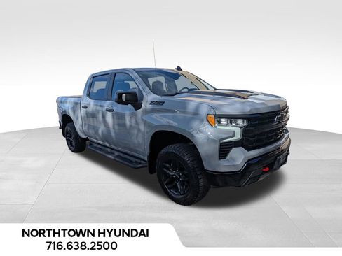Used 2024 Chevrolet Silverado 1500 LT Trail Boss w/ LT Trail Boss Premium Package AWD/4WD image 11