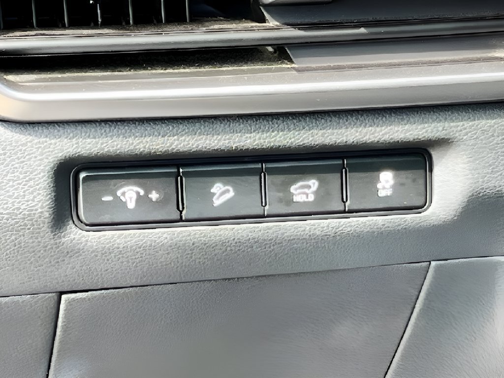 Used 2025 Kia Telluride S AWD/4WD image 10