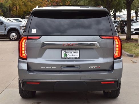 Used 2021 GMC Yukon AT4 w/ AT4 Premium Plus Package image 9