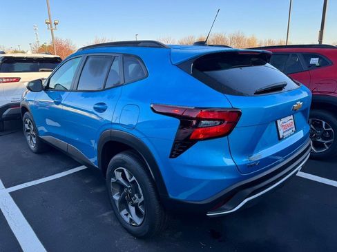 New 2026 Chevrolet Trax LT image 3