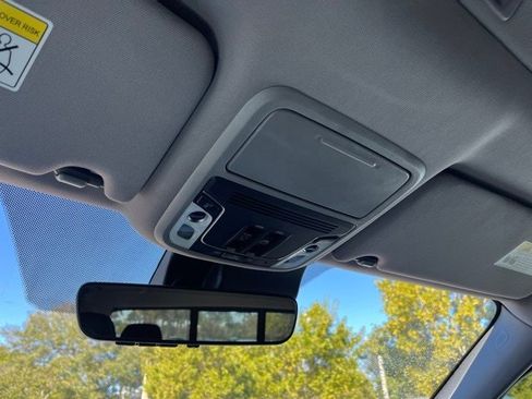 Certified 2025 Honda Ridgeline RTL+ image 9