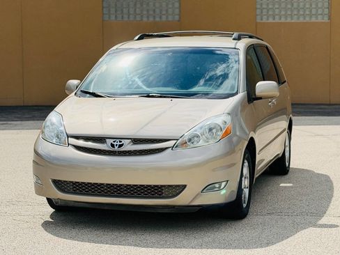 Used 2006 Toyota Sienna FWD image 3