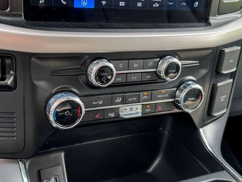 Used 2023 Ford F150 Lightning XLT AWD/4WD image 38