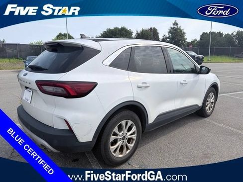 Used 2023 Ford Escape Active w/ Tech Pack #1 FWD image 3