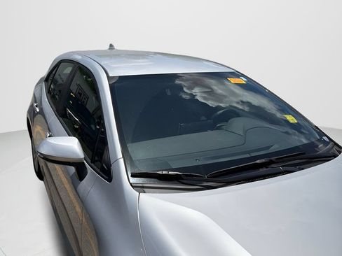 Certified 2025 Toyota Corolla SE FWD image 11