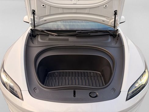 Used 2025 Tesla Model 3 Long Range AWD/4WD image 33