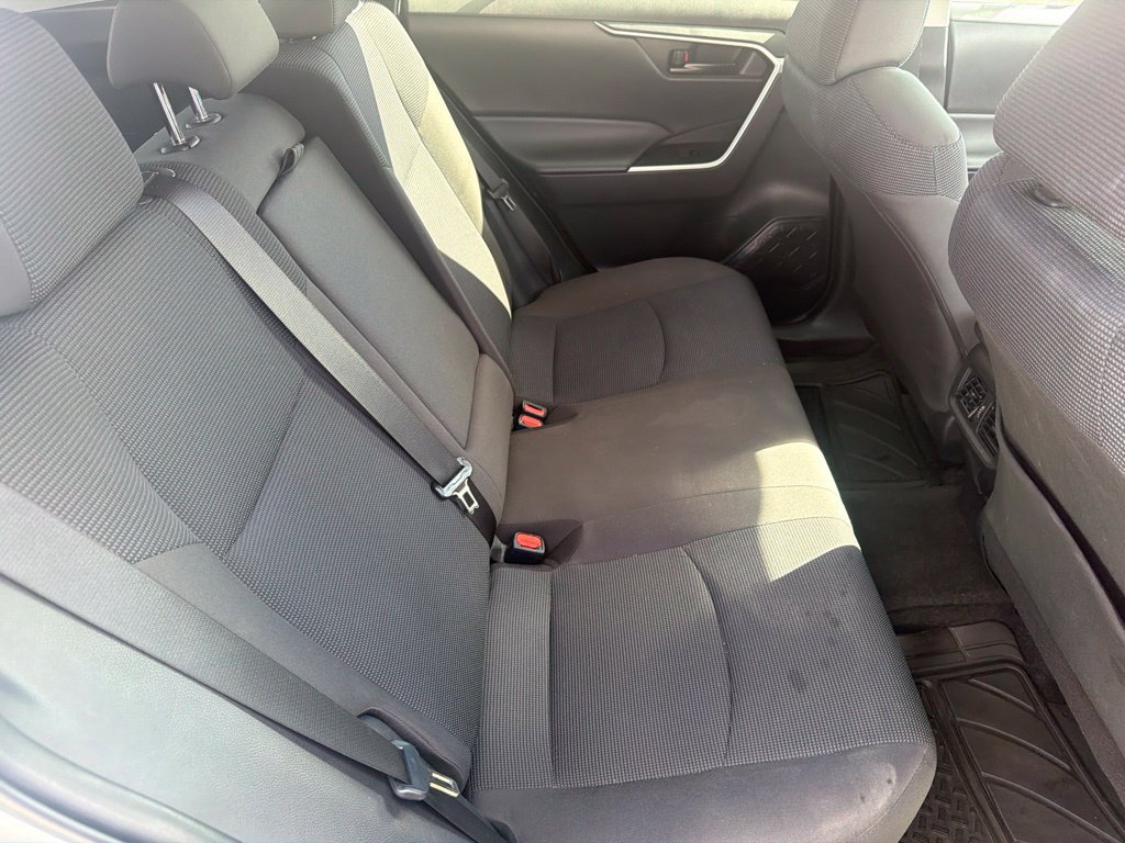 Used 2023 Toyota RAV4 LE AWD/4WD image 12