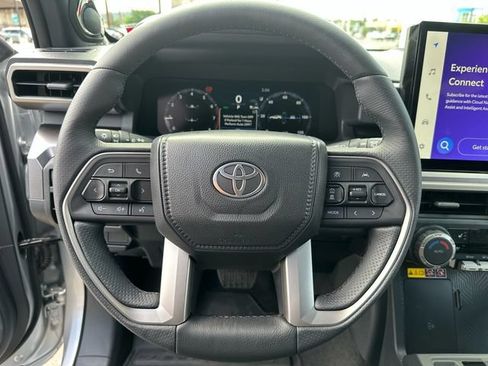 New 2026 Toyota 4Runner TRD Off-Road Premium AWD/4WD image 9