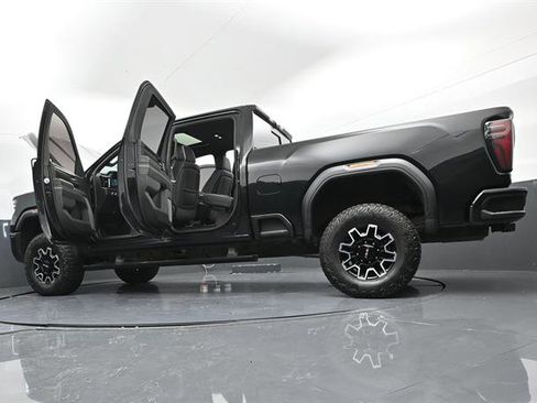 Used 2024 GMC Sierra 2500 AT4X AWD/4WD image 53
