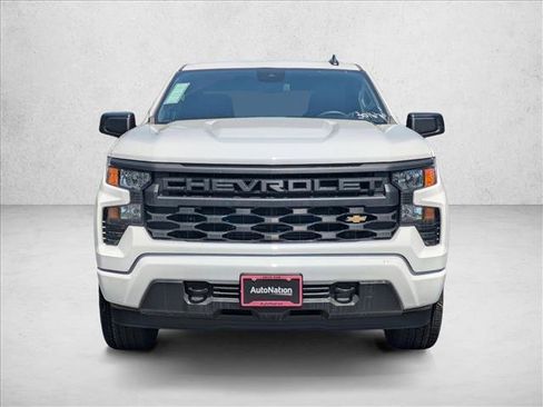 New 2025 Chevrolet Silverado 1500 Custom image 8