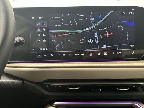 Used 2025 Audi Q5 Premium w/ Convenience Package image 18