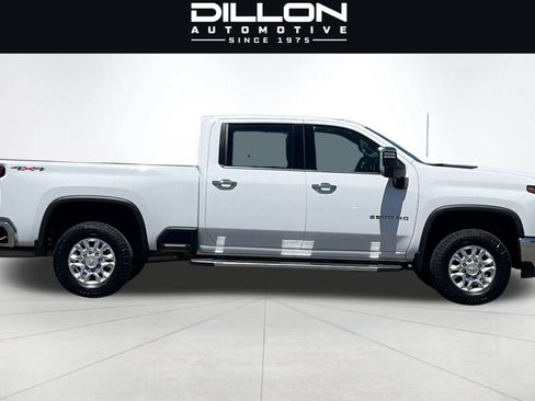 Used 2024 Chevrolet Silverado 2500 LTZ AWD/4WD image 3