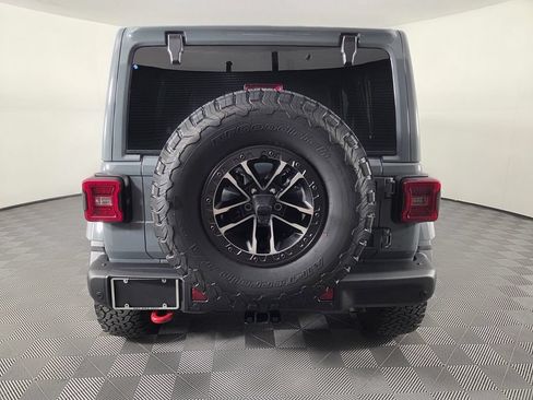 Used 2026 Jeep Wrangler Unlimited Rubicon AWD/4WD image 5