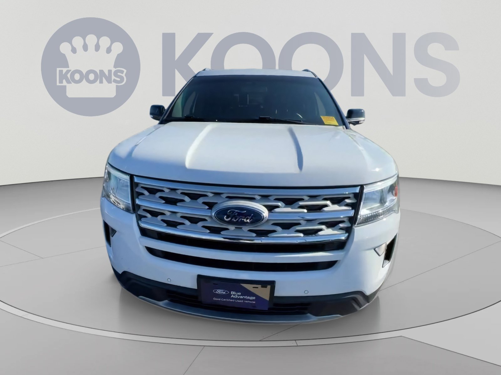 Used 2018 Ford Explorer XLT w/ Equipment Group 202A AWD/4WD image 4