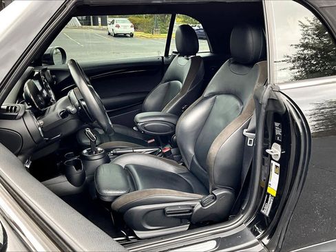 Used 2021 MINI Cooper S w/ Driver Assistance Package image 7