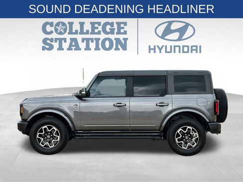 Used 2022 Ford Bronco Outer Banks image 7