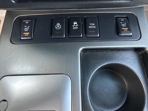 Used 2015 Nissan Armada Platinum w/ 2nd Row Captain Seat Package image 38