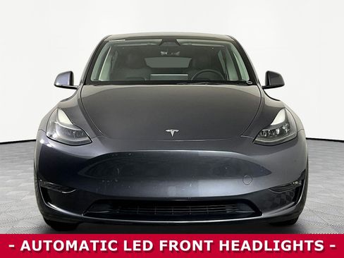 Used 2023 Tesla Model Y Long Range AWD/4WD image 2