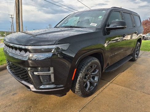 New 2026 Jeep Grand Wagoneer 4WD image 2