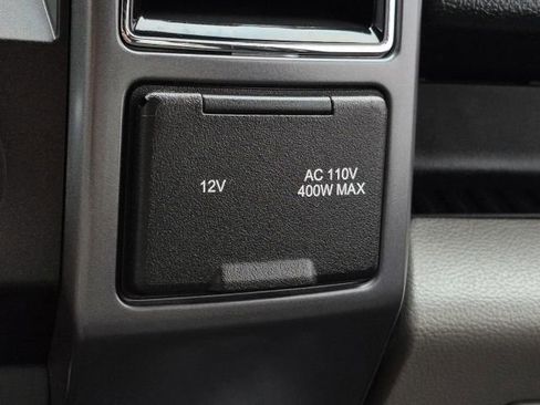 Used 2019 Ford F150 XLT w/ Equipment Group 302A Luxury AWD/4WD image 27