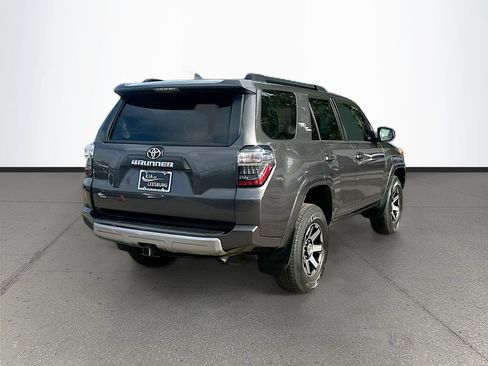 Used 2022 Toyota 4Runner TRD Off-Road AWD/4WD image 7