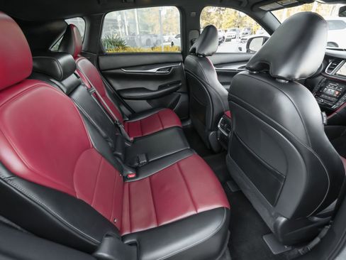 Used 2023 INFINITI QX50 Sport FWD image 37