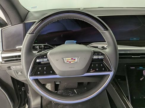 New 2026 Cadillac Escalade ESV Luxury w/ Touring Package AWD/4WD image 23
