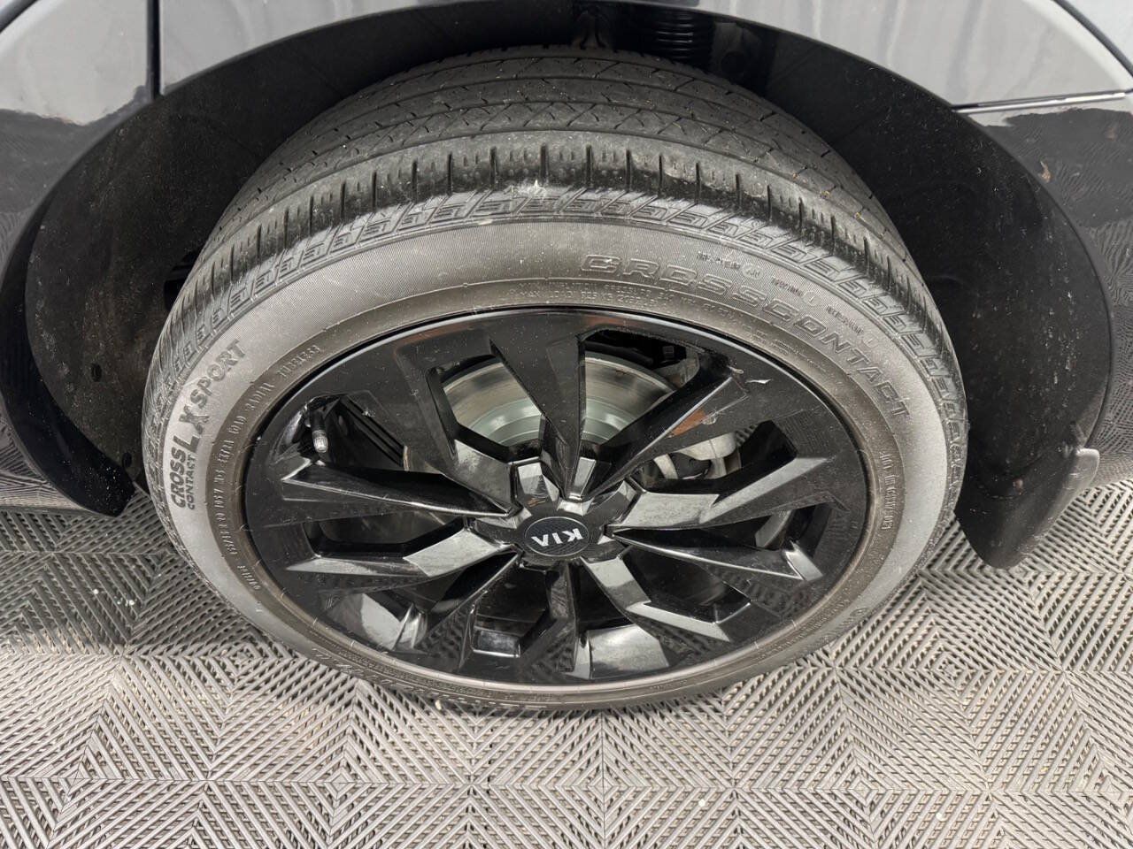 Used 2021 Kia Sorento EX AWD/4WD image 48