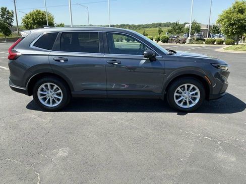 Used 2024 Honda CR-V EX-L image 2