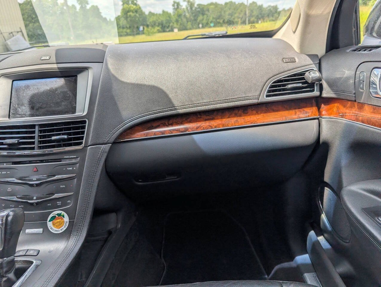Used 2019 Lincoln MKT AWD image 34